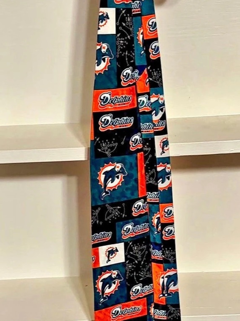 NFL Miami Dolphins Block & Play Men's Tie in Blue & Orange Like New